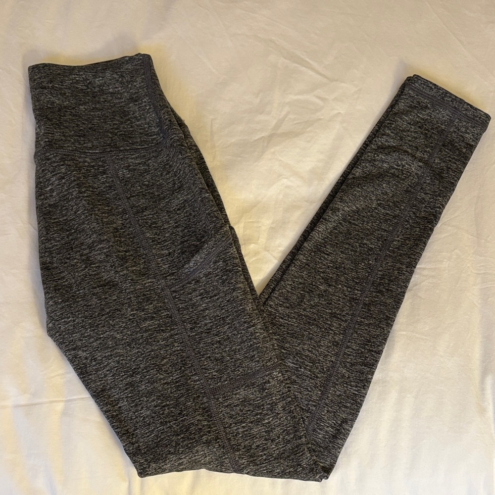 Offline by Aerie warmup high rise Legging with pockets, size small